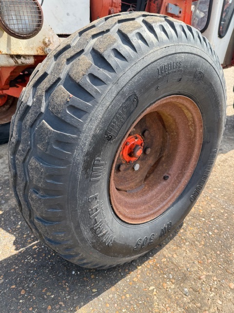 Pair of grassland front wheels and tyres