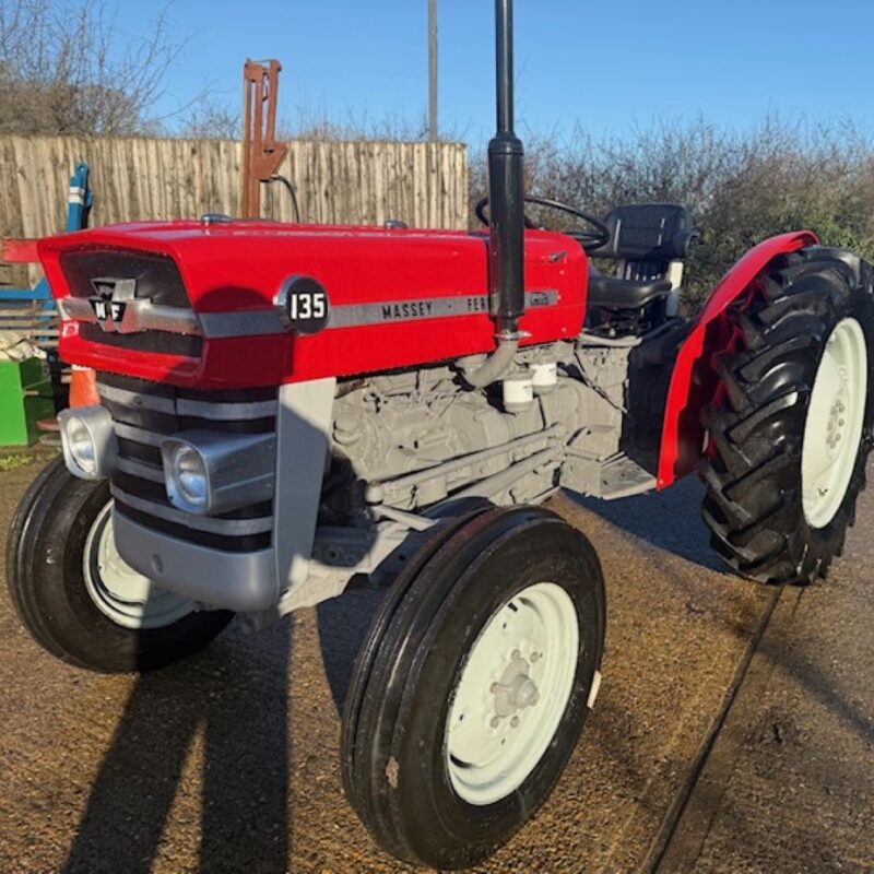 Massey Ferguson 135
